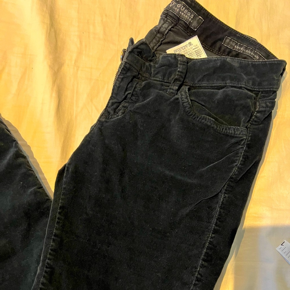 Guess size 25 Kate velvet leggings.